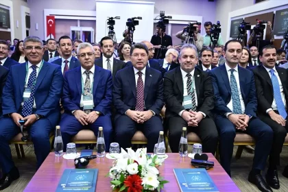 Adalet Bakanı Tunç Antalya
