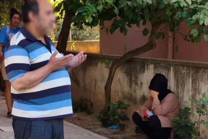 Babasının öldüğünü 3 gün sonra fark etti