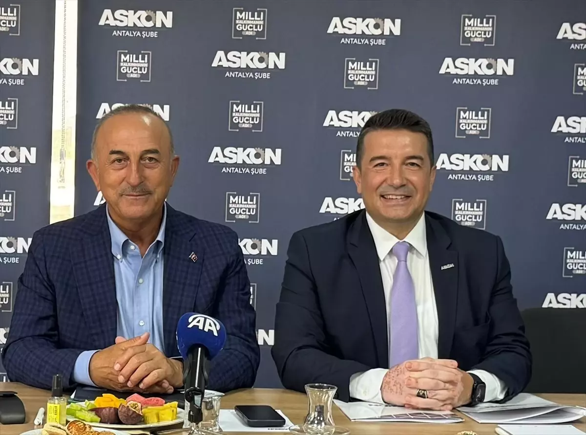 Çavuşoğlu: Türkiye Savunma Sanayisinde Dikkat Çekiyor