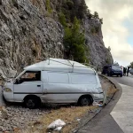Minibüs ile Yolcu Otobüsü Çarpıştı: 1 Ölü, 1 Yaralı