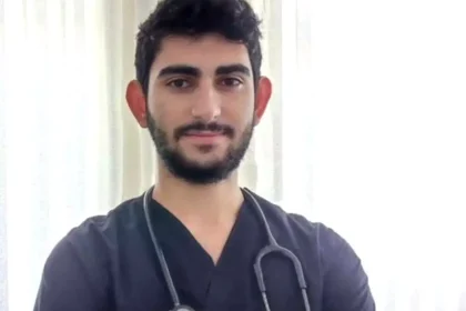 Ege Üniversitesi Tıp Fakültesi Öğrencisi Yiğit Özden Kanser Tedavisi Sırasında Hayatını Kaybetti