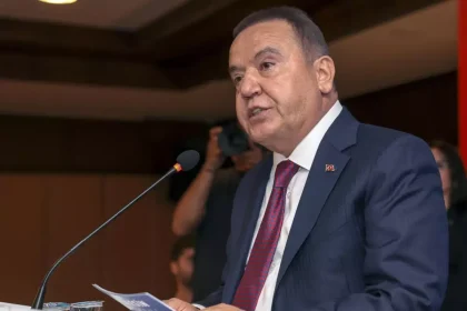 Muhittin Böcek