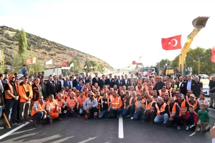 Ulaştırma ve Altyapı Bakanı Uraloğlu: