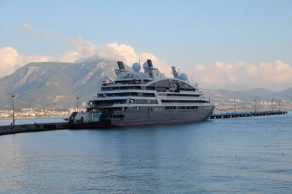 Fransız Lüks Yolcu Gemisi Alanya