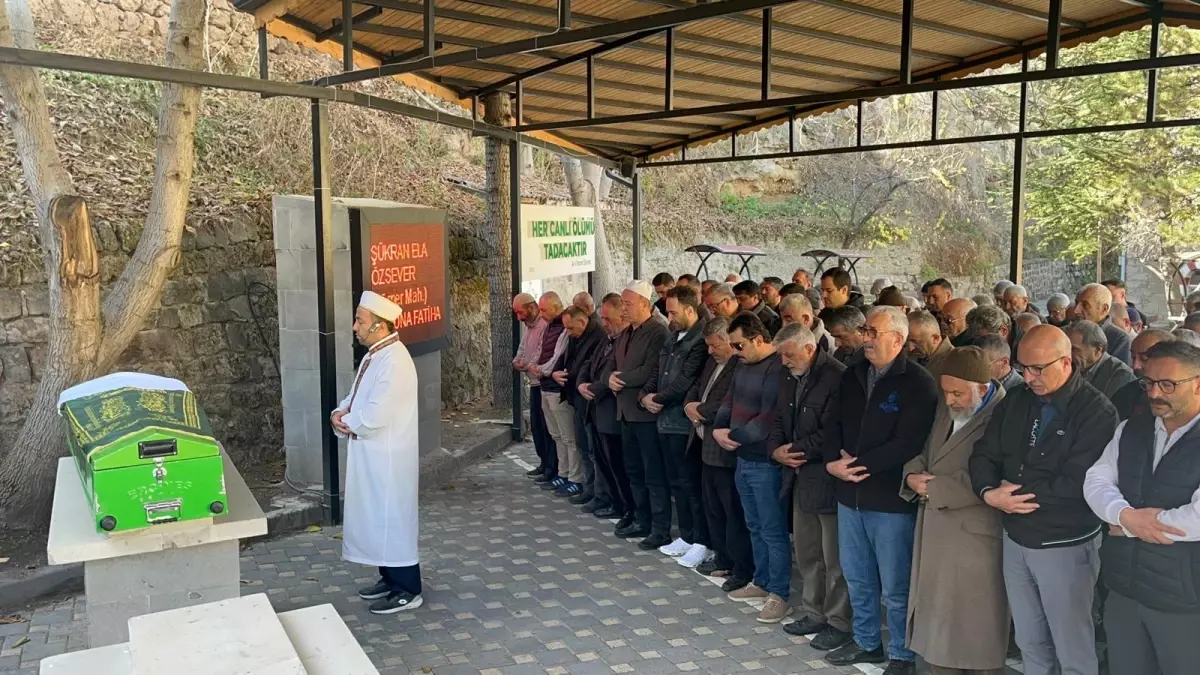 Mezuniyet Fotoğrafı Sonrası Kaza: Lise Öğrencisi Hayatını Kaybetti