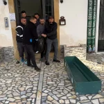 Hastaneye gitmek için sözleştiği kızı tarafından evinde ölü bulundu