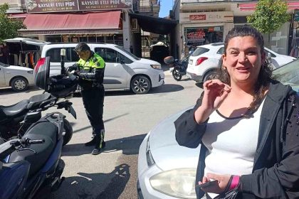 Kasktan ceza yememek için plakasını kapattı, yediği cezayı görünce hayatının pişmanlığını yaşadı