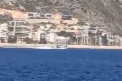 Antalya açıklarında mültecileri taşıyan bot battı: 15 ölü, 20 yaralı
