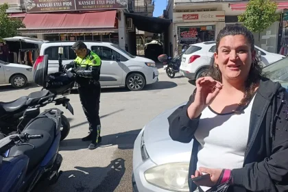 Kasktan ceza yememek için plakasını kapattı, yediği cezayı görünce hayatının pişmanlığını yaşadı
