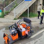 Vinçle çarpışan 3 tekerlekli motosikletin sürücüsü öldü