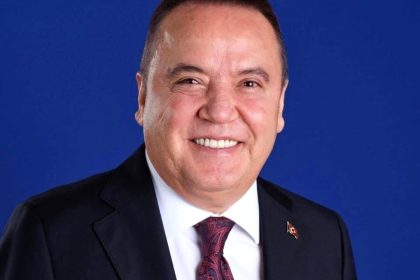 Muhittin Böcek