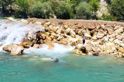 Alara çayında kaybolan genç için arama çalışmaları 16