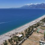 Antalya sahillerinde Kurban Bayramı