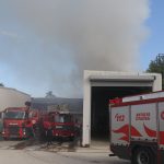 Araç tamir ve bakım servisinde yangın