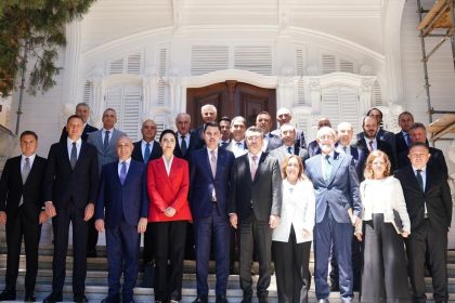 Bakan Kurum, Türkiye Bankalar Birliği Yönetim Kurulu üyeleriyle bir araya geldi