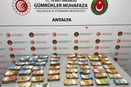 Bebek bezleri içerisine gizlenmiş 20 milyon liradan fazla nakit para ele geçirildi