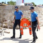 Deniz polisinden elektronik can simidiyle saniyeler içinde kurtarma