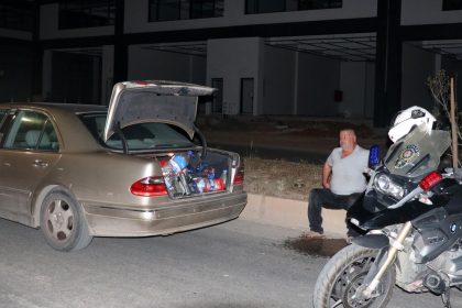 Ehliyetsiz sürücü polisten kaçtı, yakalanınca