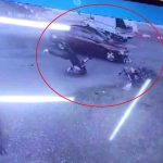 Motosikletlinin ölümden döndüğü kaza kamerada