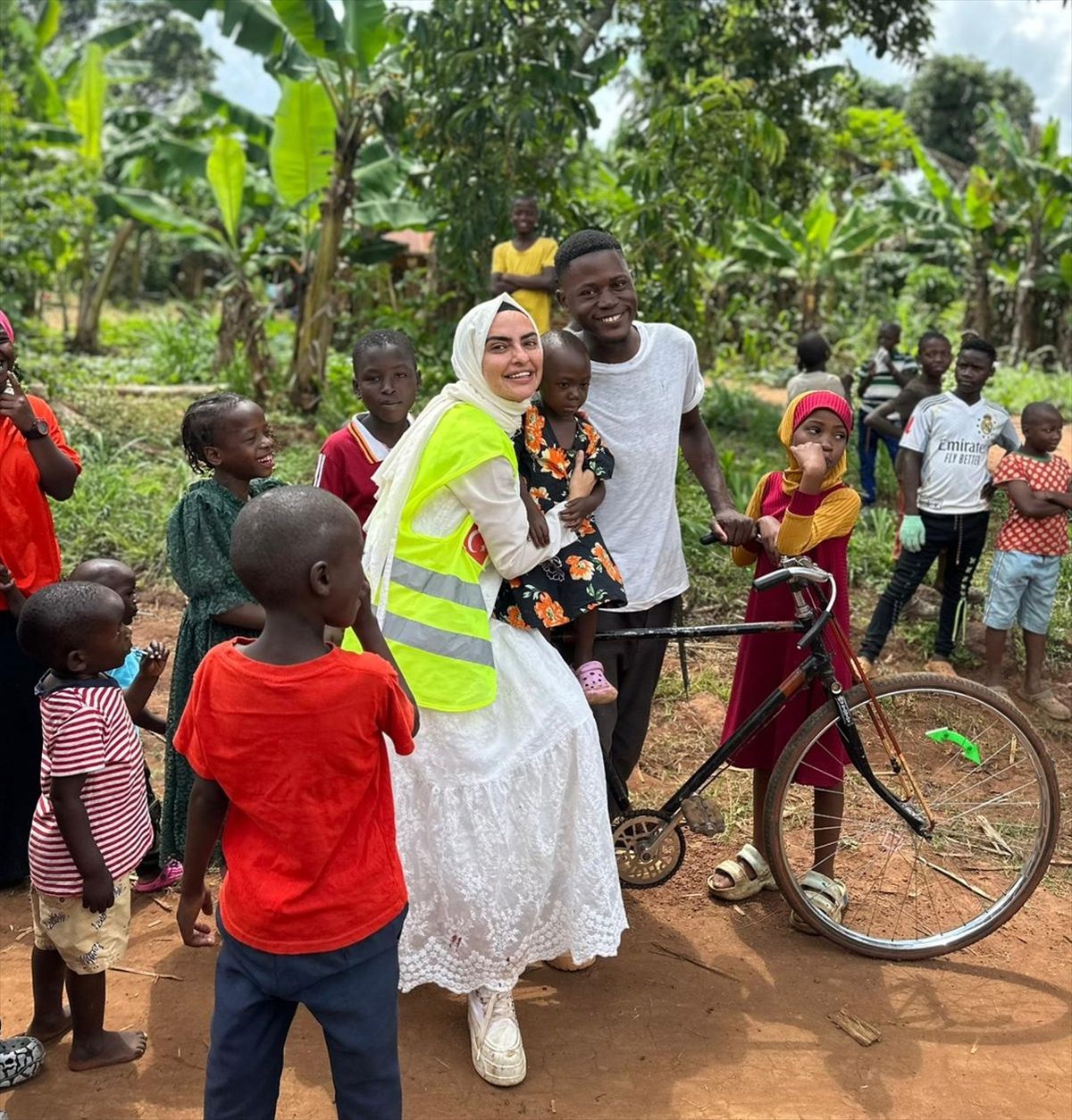 Mucizevi Eller gönüllüleri, Uganda