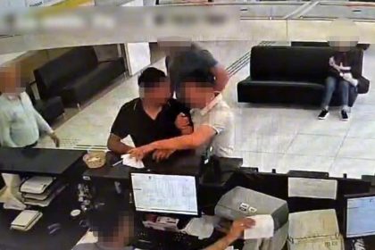 Şüpheli, dolandırıcılık parasını çekerken suçüstü yakalandı
