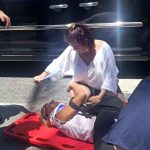 Yaya geçidinde motosikletin çarptığı Alman kadın turist yaralandı