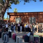 Aydınlı gençler ücretsiz gençlik kampı için Antalya yolcusu