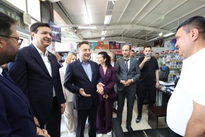 Babacan ve Arıkan birlikte esnaf gezdi