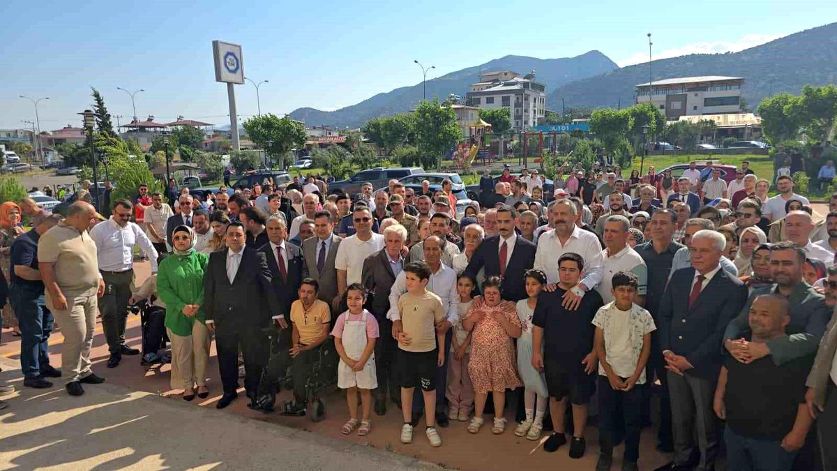 İslahiye Kaymakamı Soylu, Finike