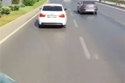 İtfaiyeye yol vermeyen sürücüye ceza uygulandı, otomobili trafikten menedildi