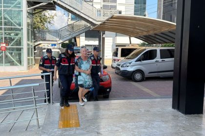 Kız çocuğunu haşemayla havuza sokmadığı iddia edilen site yöneticisi tutuklandı