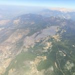 Kaş ilçesinde yanan ormanlık alan havadan görüntülendi