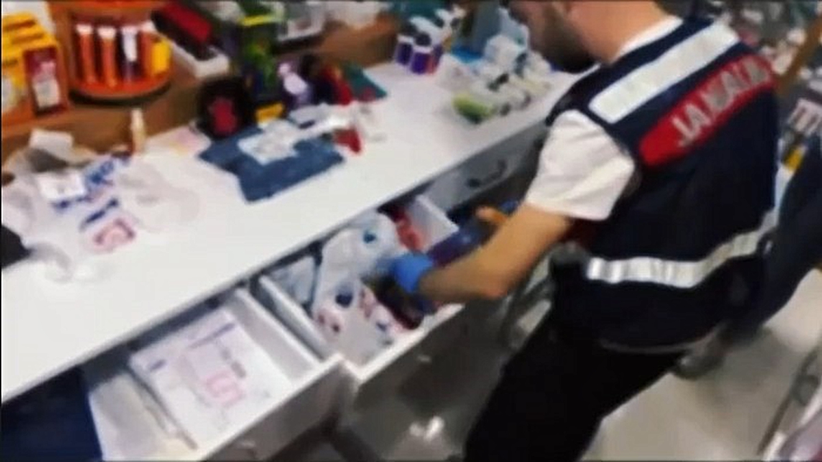 Antalya’da uyuşturucu operasyonu: 7 tutuklama