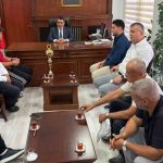 Başarılı güreşçiler Kaymakam Köksal’ı ziyaret etti