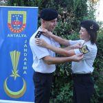 Jandarma çiftine çifte terfi ve 15. yıl dönümü sürprizi