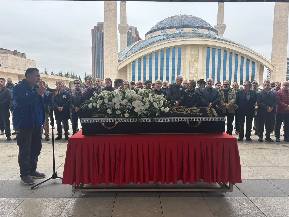 91 yaşında yaşamını yitiren Alpay Nazikoğlu Ankara