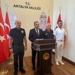 Antalya Valisi Şahin eylül asayiş bilançosunu açıkladı, trafikte 8 kişi öldü
